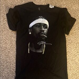 Gildan Black Graphic Tee with Iconic Design